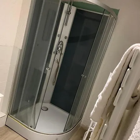 Апартаменты Jolies 42m2 Hyper Centre Ville De Au 1er Et 2eme Etage Риом