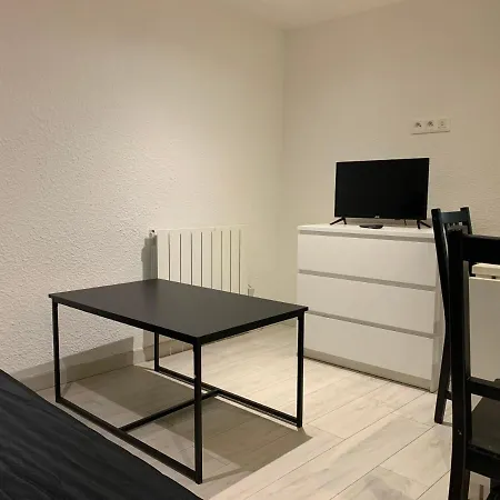 Jolies 42m2 Hyper Centre Ville De Au 1er Et 2eme Etage