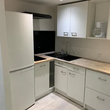 Jolies 42m2 Hyper Centre Ville De Au 1er Et 2eme Etage *