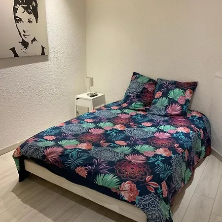 Апартаменты Jolies 42m2 Hyper Centre Ville De Au 1er Et 2eme Etage